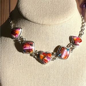 Gorgeous Solid Sterling Silver Spiny Oyster Necklace